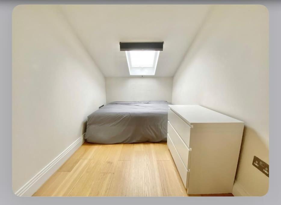 Luxury 4-Bed Apartment With Balcony & Garden, Near Emirates Stadium, 15 Mins To Central ロンドン エクステリア 写真